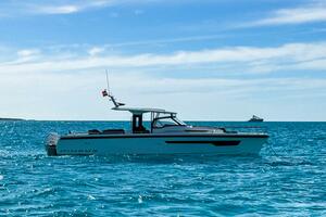 OPM 40ft Nimbus Yacht For Sale