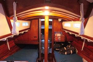 30ft Van De Stadt Yacht For Sale