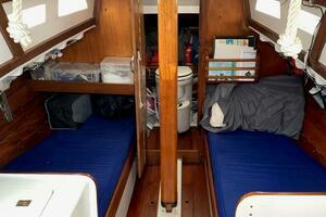 30ft Van De Stadt Yacht For Sale