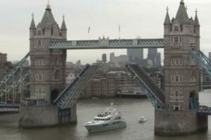 Yacht for sale LATITUDE