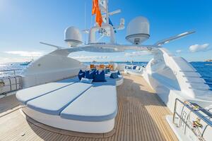 17 Sundeck Center Sunpad