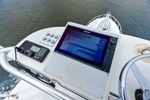 2006 Viking 68 Enclosed Bridge