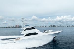 2006 Viking 68 Enclosed Bridge