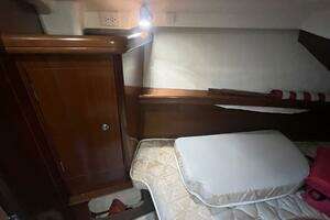 2006 Beneteau Oceanis 323 thumbnail 28