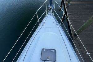 2006 Beneteau Oceanis 323 thumbnail 15