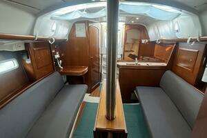 2006 Beneteau Oceanis 323 thumbnail 22