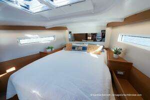 Boat Tox 2022 Jeanneau Sun Odyssey 440 Yacht For Sale in Annapolis MD