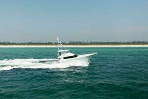 2008 Hatteras 60 Convertible thumbnail 31