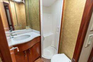 2008 Hatteras 60 Convertible thumbnail 16