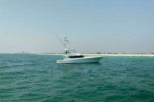 2008 Hatteras 60 Convertible thumbnail 34