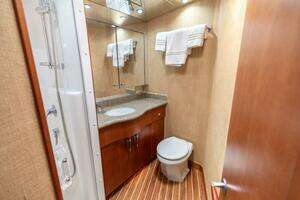 2008 Hatteras 60 Convertible thumbnail 13