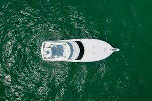 2008 Hatteras 60 Convertible thumbnail 35