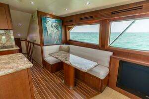 2008 Hatteras 60 Convertible thumbnail 8