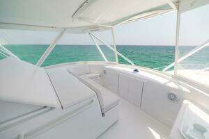 2008 Hatteras 60 Convertible thumbnail 26