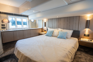 50ft Azimut Yacht For Sale