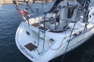 Chocolatero 33ft Beneteau Yacht For Sale