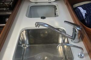 Chocolatero 33ft Beneteau Yacht For Sale
