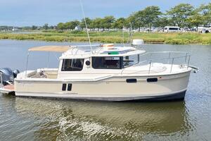 2023 Ranger Tugs R-27 Luxury Edition & Custom Trailer