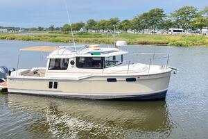 2023 Ranger Tugs R-27 Luxury Edition & Custom Trailer