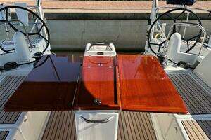 2021 Jeanneau Sun Odyssey 440 thumbnail 12