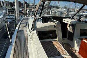 2021 Jeanneau Sun Odyssey 440 thumbnail 38