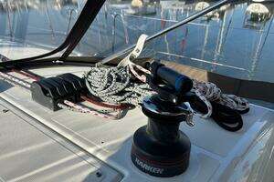 2021 Jeanneau Sun Odyssey 440 thumbnail 21