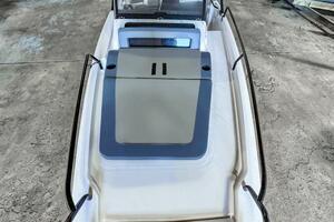 25ft Axopar Yacht For Sale