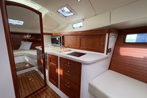 Eagle III 35ft MJM Yacht For Sale