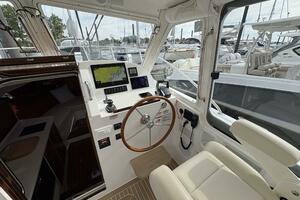 Eagle III 35ft MJM Yacht For Sale