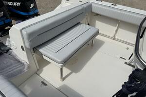 26ft Boston Whaler Yacht For Sale