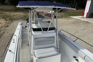 26ft Boston Whaler Yacht For Sale