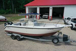 26ft Boston Whaler Yacht For Sale