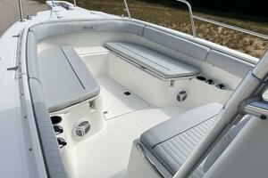26ft Boston Whaler Yacht For Sale