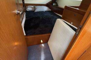 2013 Beneteau Oceanis 45 thumbnail 20
