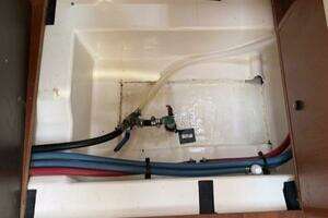 2013 Beneteau Oceanis 45 thumbnail 12