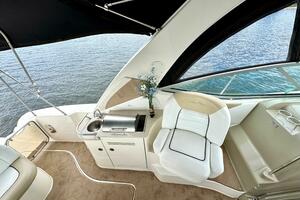 33ft Sea Ray Yacht For Sale