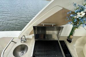 33ft Sea Ray Yacht For Sale