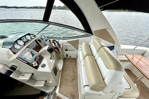 33ft Sea Ray Yacht For Sale