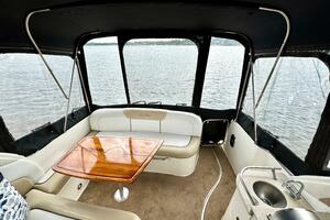 33ft Sea Ray Yacht For Sale