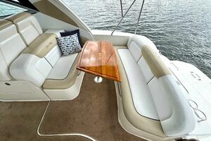 33ft Sea Ray Yacht For Sale