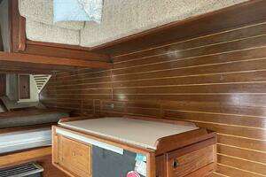 1989 Bayfield 36 Cutter thumbnail 50