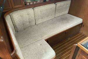 1989 Bayfield 36 Cutter thumbnail 39