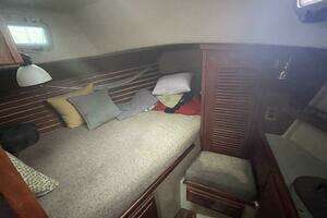 1989 Bayfield 36 Cutter thumbnail 28