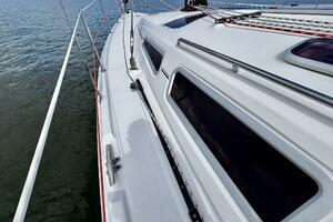 Vivez 38ft Hunter Yacht For Sale
