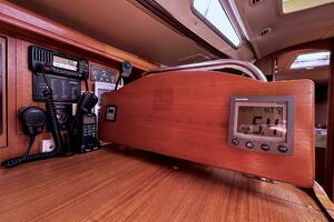 Vivez 38ft Hunter Yacht For Sale