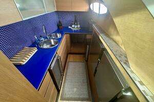 2008 Pershing 72 thumbnail 6