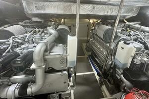 Pershing 72 Uptown Girl- Engine Room