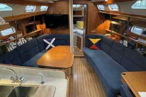 1997 Catalina thumbnail 15