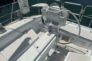 1997 Catalina thumbnail 41