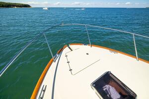 48 ft Hinckley  2014 Talaria 48 Flybridge